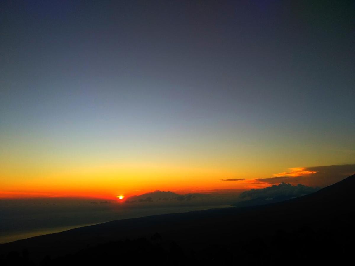Hôtel Bukitsari Sunrise Glamping à Kintamani Extérieur photo