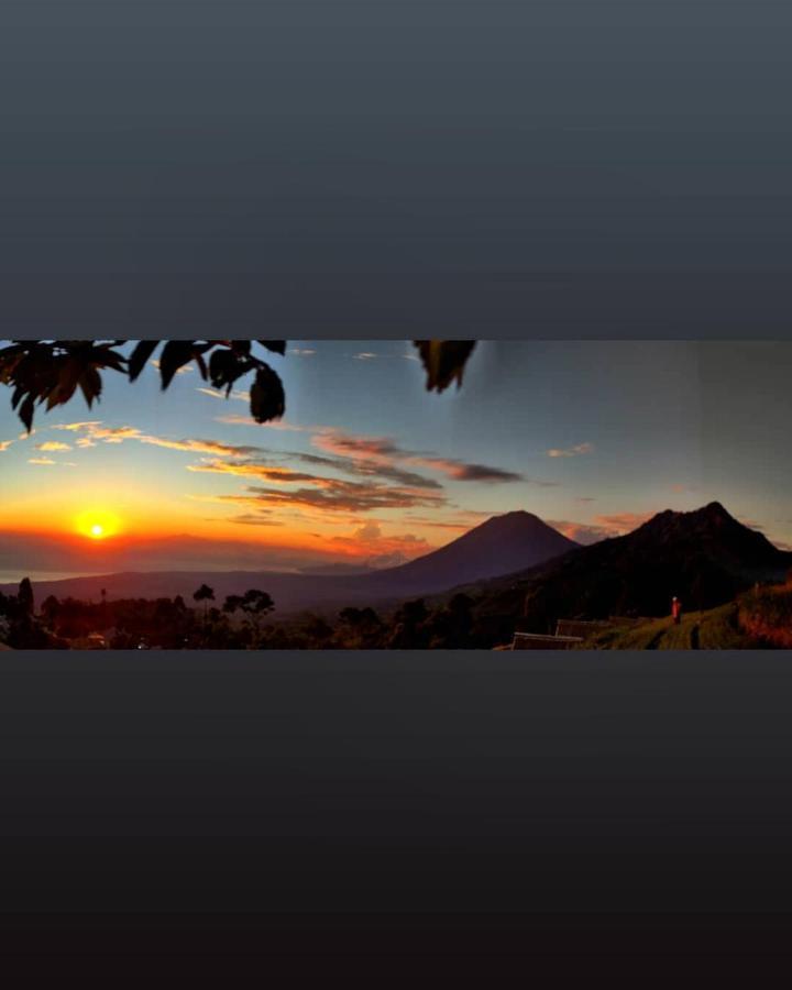 Hôtel Bukitsari Sunrise Glamping à Kintamani Extérieur photo
